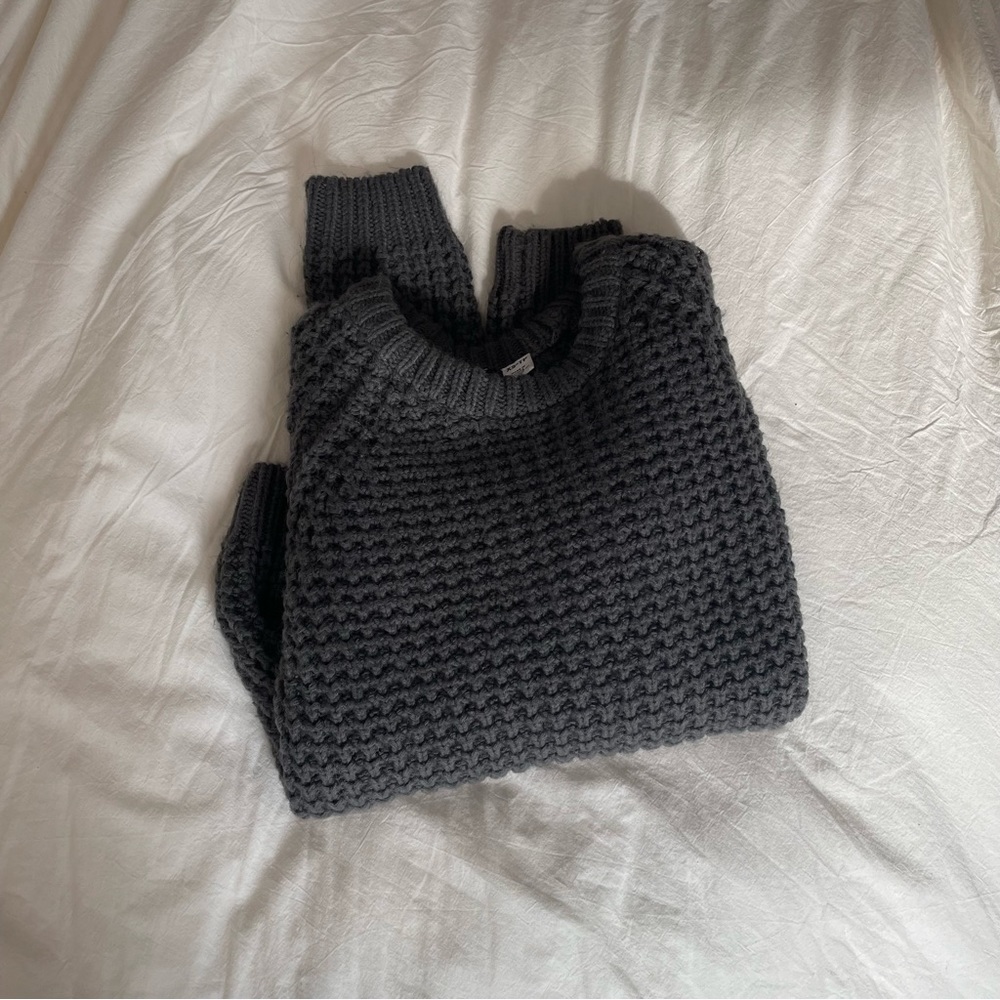 Gray Urban Outfitters sweater